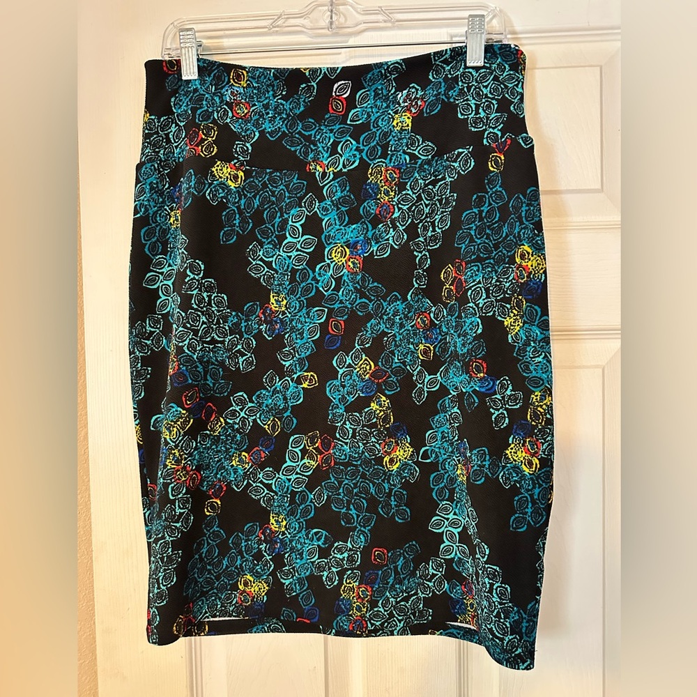 LuLaRoe Cassie pencil skirt.
